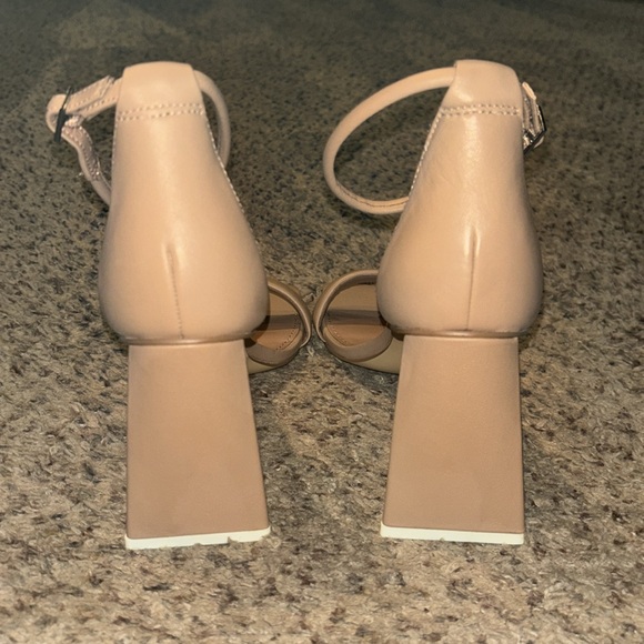 Marc Fisher LTD Denny- color medium natural size 9 - Picture 8 of 10